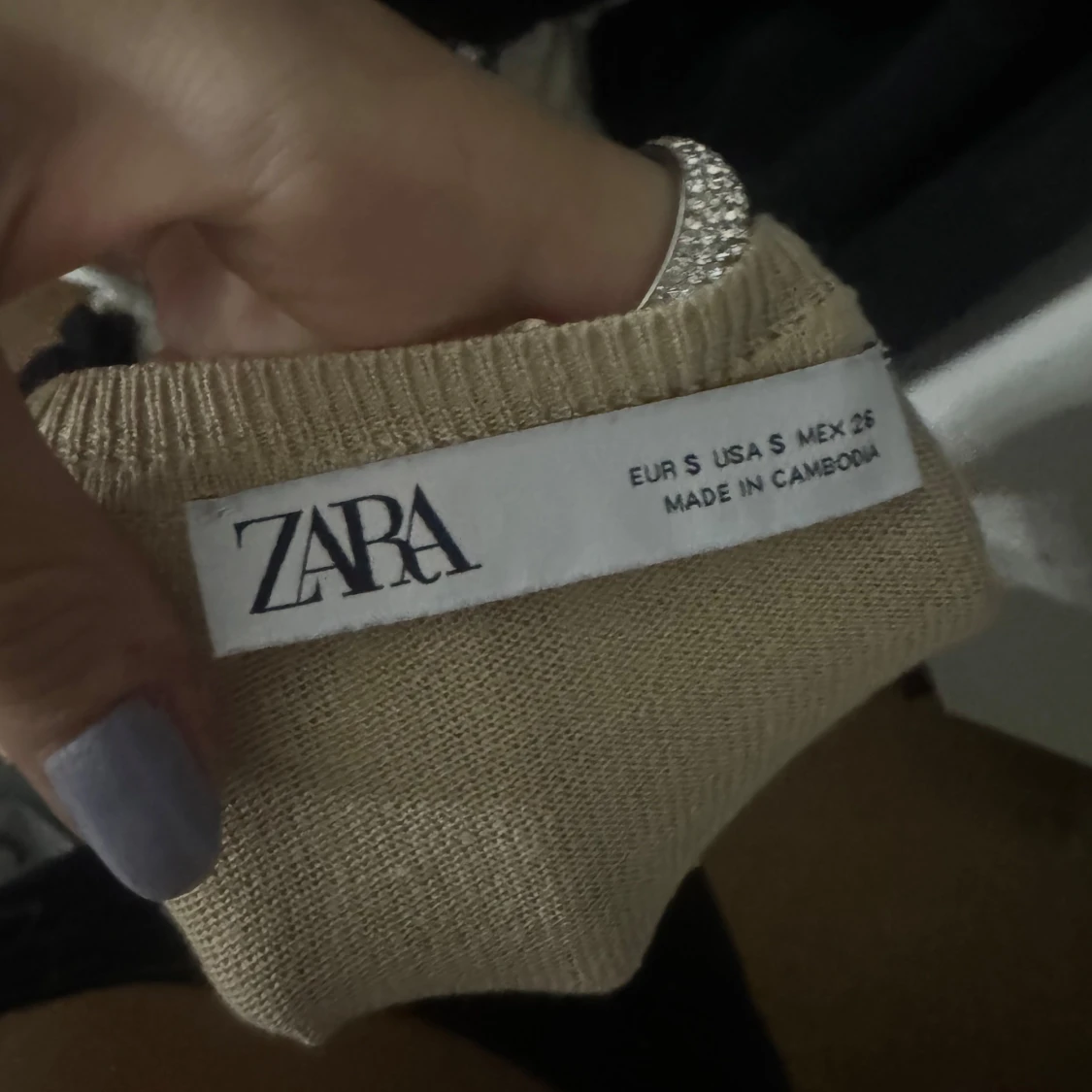 Finstickad kofta  - 91