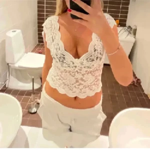 Zara spetstopp  - Festtopp från zara