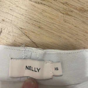 Vit kjol Nelly  - Tennis kjol från Nelly 