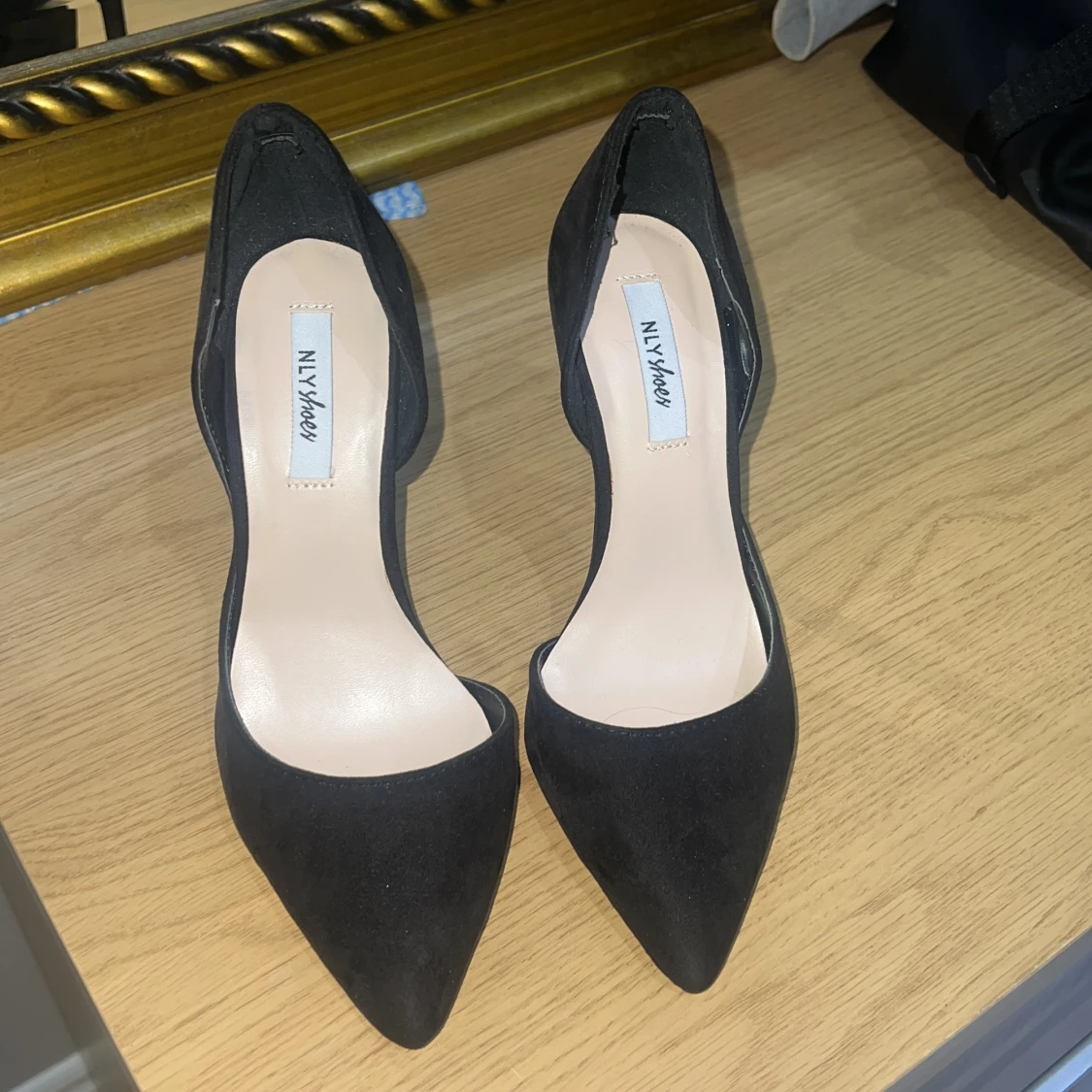 Svarta pumps från NLY Shoes - 92