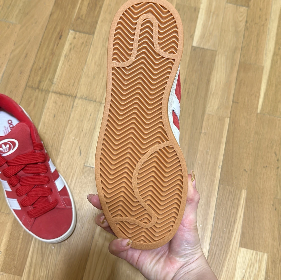 Röda Adidas Campus sneakers - 92