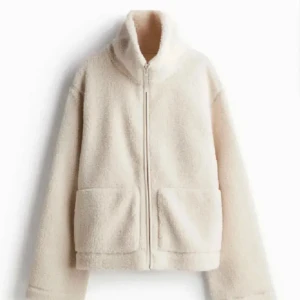 Hm teddyjacka  - Kommer tyvärr inte till användning!