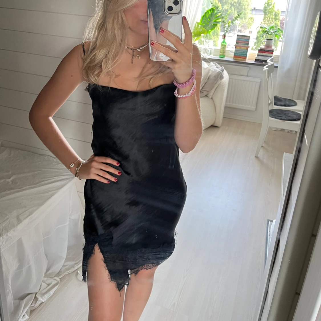 Så fin satinklänning 🖤 - 90