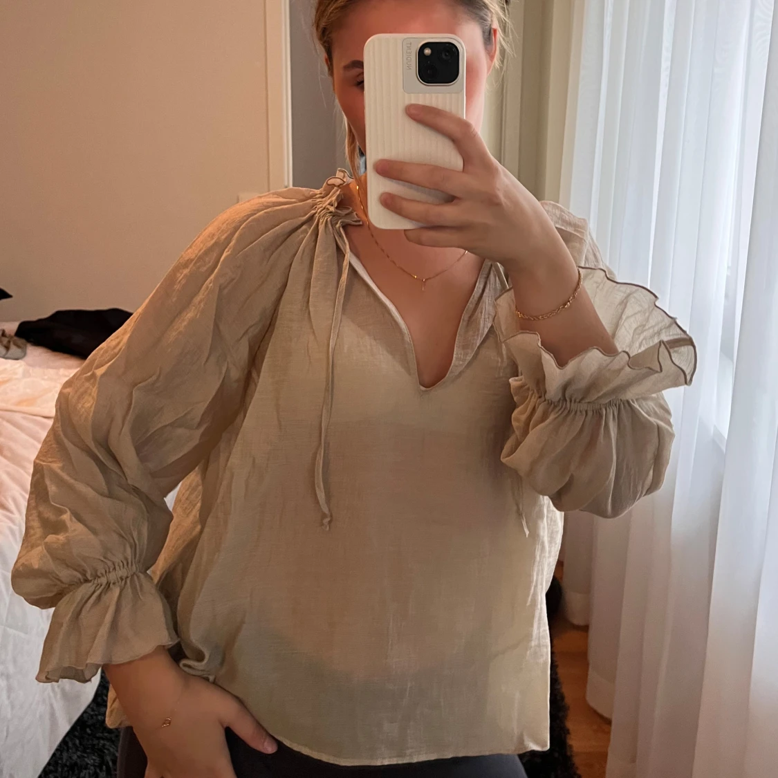 Beige blus