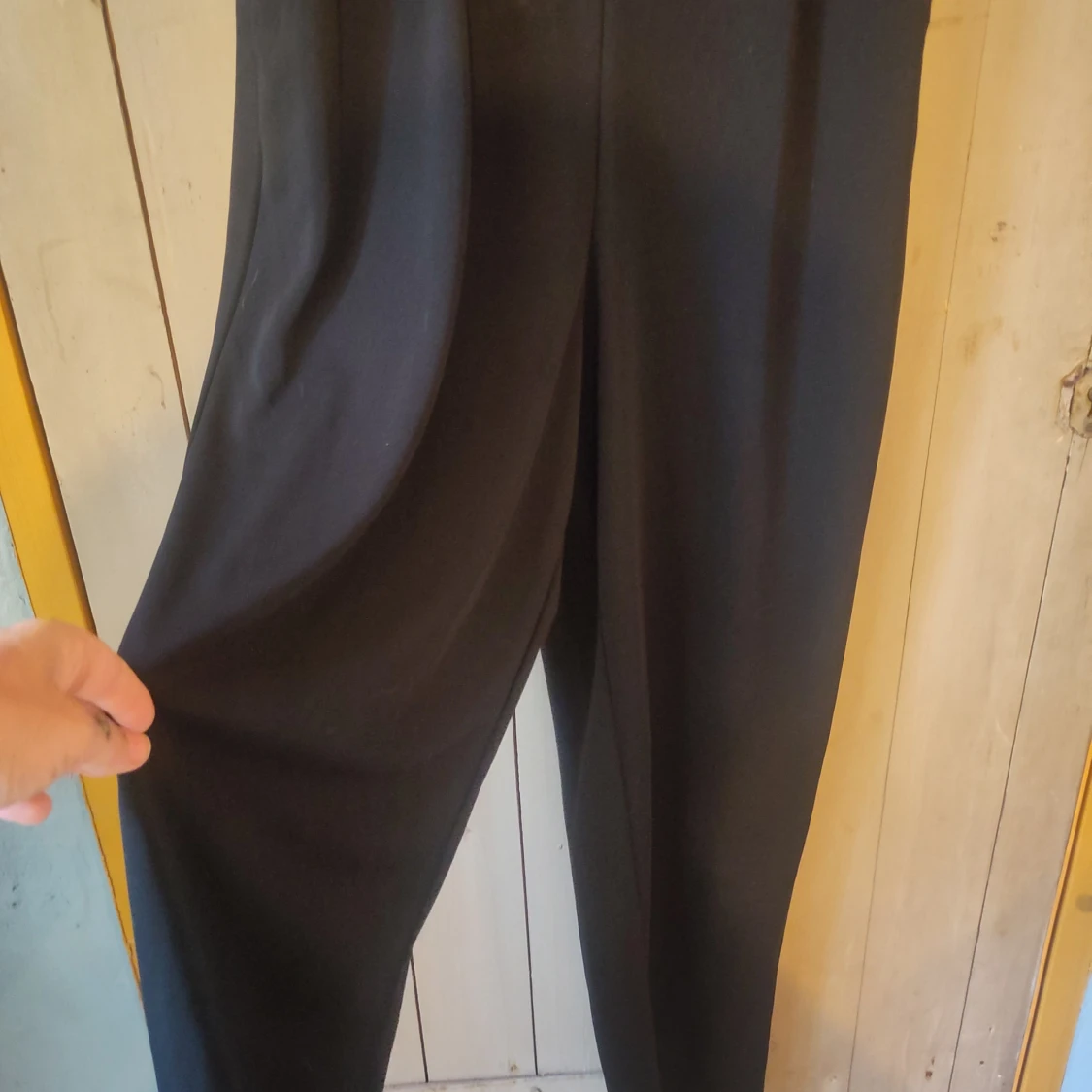 Svart ärmlös klänning från H&M - 93