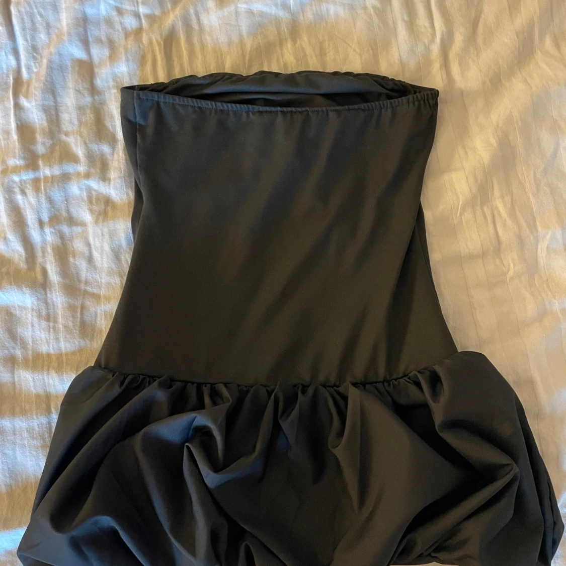 Svart kort klänning - 2