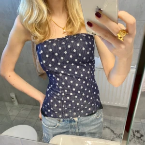 Festtopp - Så söt festtopp i jeans material! Storlek xs-s ❤️‍🔥❤️‍🔥