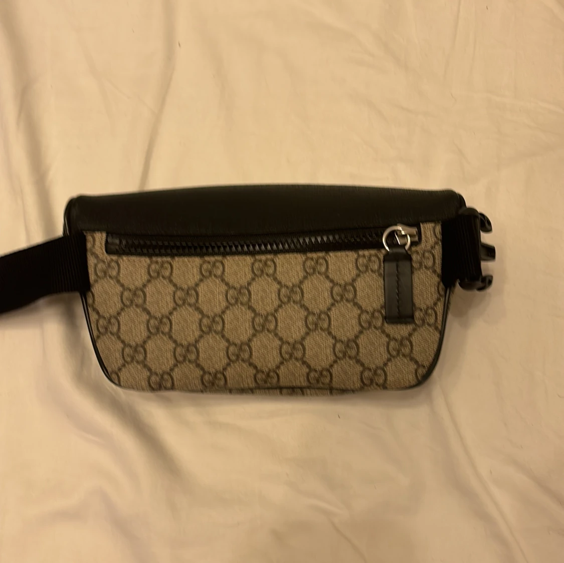 Gucci magväska - 91