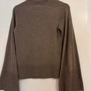 Brun stickad tröja! - Supergosig höst tröja nu när de blir kallare! En brun stickad från Kappahl. 