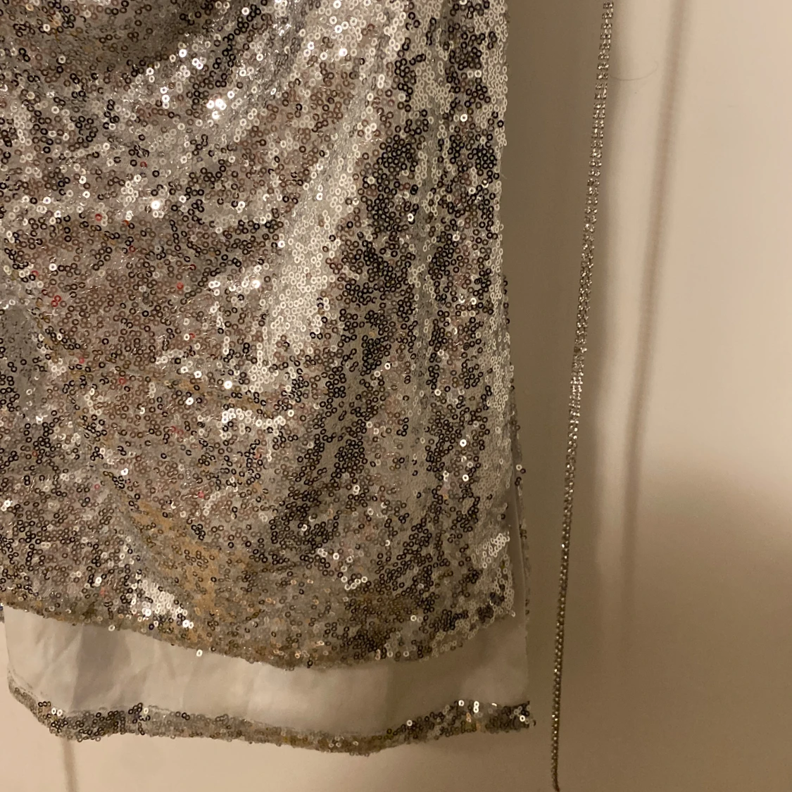 Silvrig paljettklänning nyår - 93