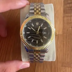 (Ej äkta) oöppnade rolex liknande klockor. Ingen låda tillkommer. 450kr/st eller 2 för 800kr