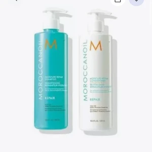 Moroccan repair  schampo och balsam  - Köptes för 620kr, endast använt tre/fyra gånger. Säljer då den ej passar min hårtyp, runt 80% finns kvar i båda flaskorna. 