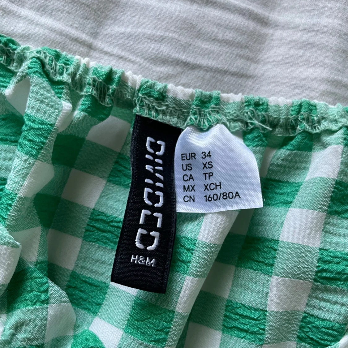 Rutig sommarklänning - 92