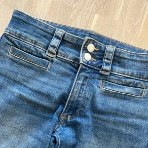 Lågmidjade jeans - Lågmidjade bootcut jeans storlek 158, fint skick💕
