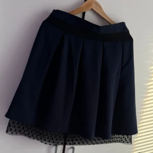 Kort kjol - Använd men bra