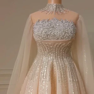 Festklänning  - Oanvänd pga fel storlek.