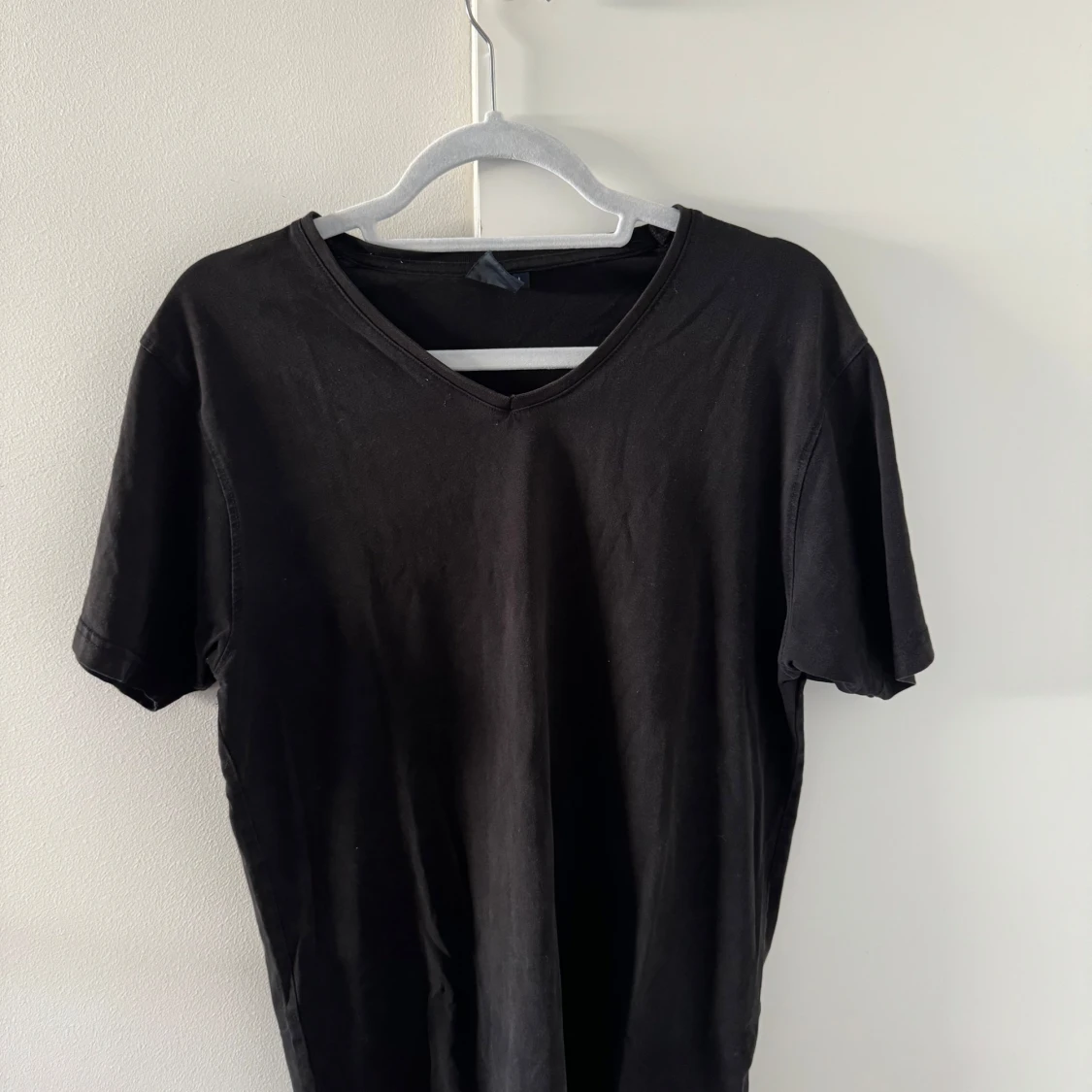 Opened neck t-shirt for men 
