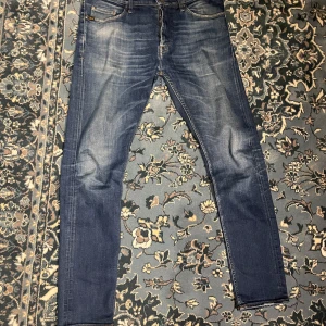 Tiger Of Sweden Jeans - Riktigt snygga Tiger of Sweden jeans🐯 Modell Pistolero (slim) Storlek 33/34 Fint skick inga defekter, hör av vid frågor👍