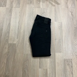 Replay anbass - Snygga replay anbass som är skit bra nu inför vinter o höst🍂🍂skicket är okej 💯nypris ligger väll runt 2000 vårat pris 399 priset kan alltid diskuteras 🤝🤝