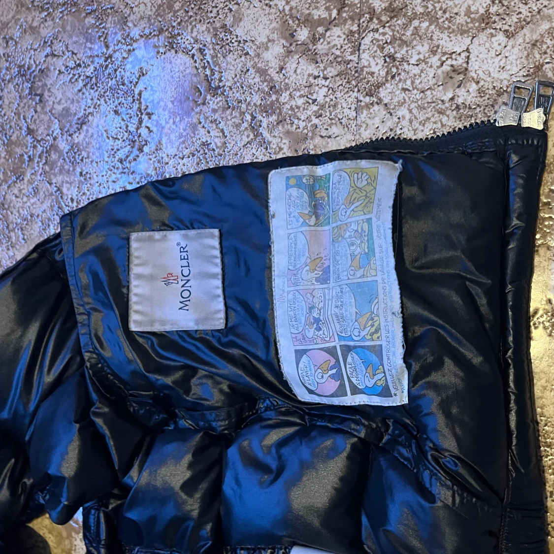 Svart dunväst från Moncler - 93