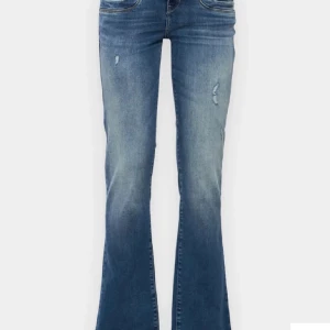 Ltb jeans  - Ltb valerie, säljer pga fel storlek, perfekt skick inga tecken på användning  