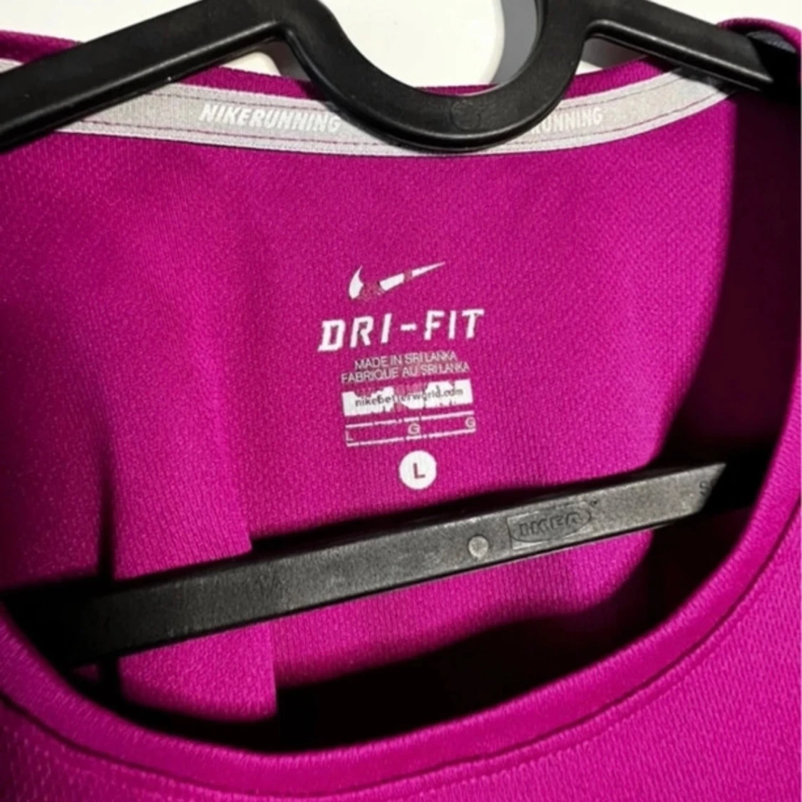 Lila Dri-Fit t-shirt från Nike - 90