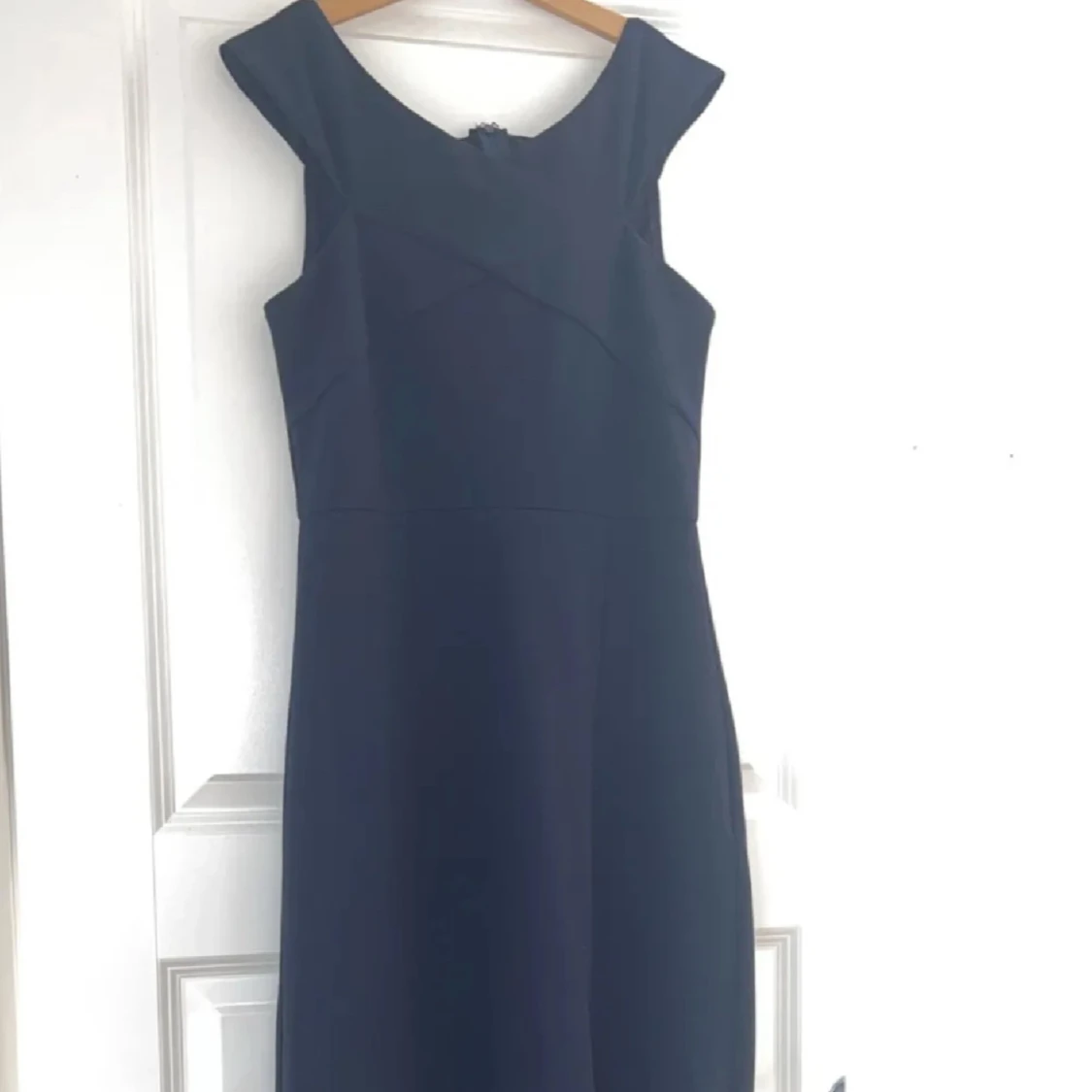 Marinblå balklänning med slits - 91