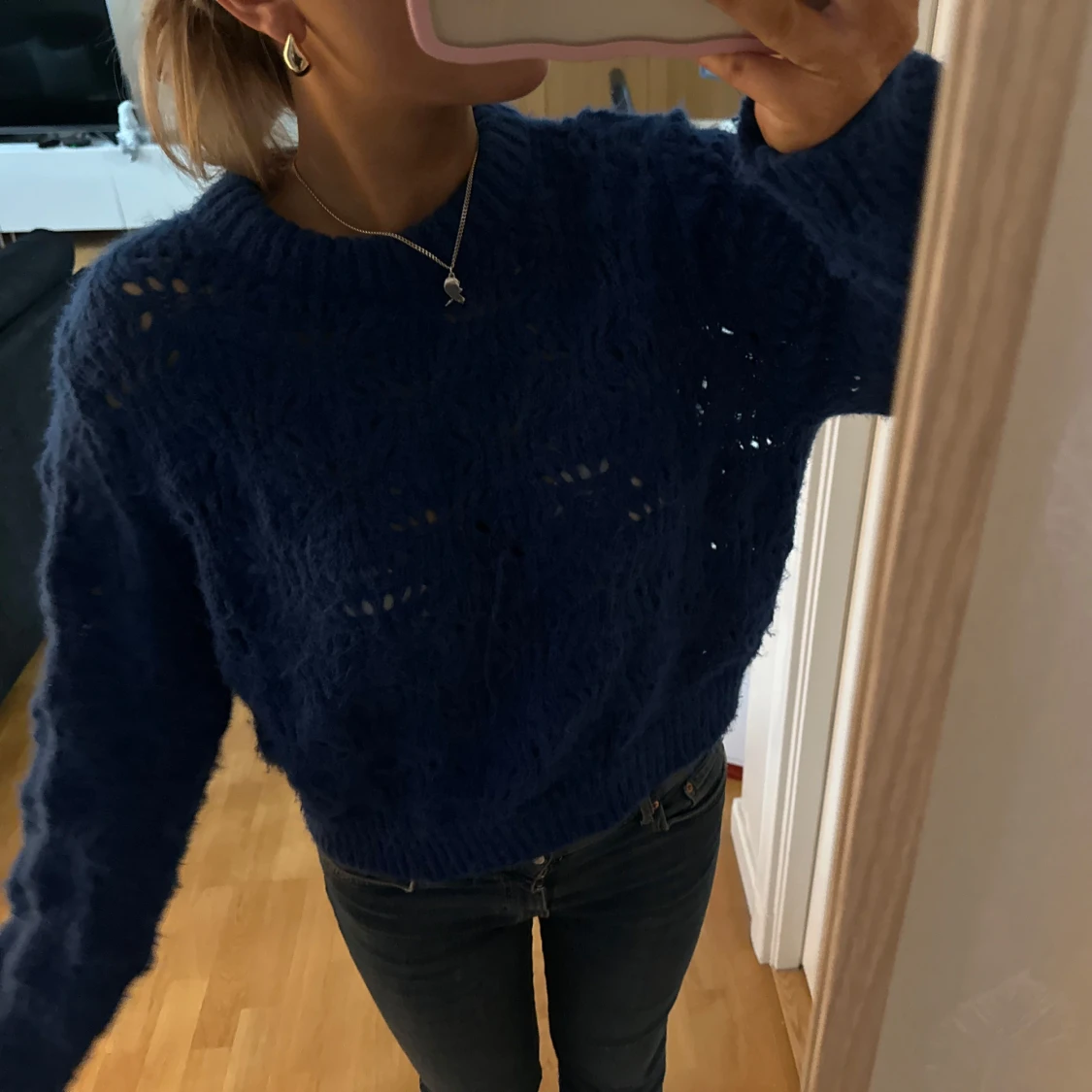 Blå stickad tröja - 90