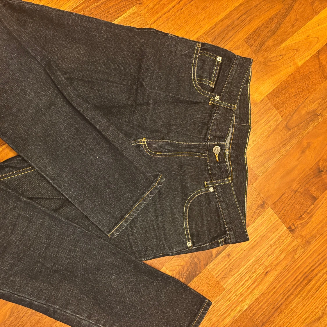 Mörkblå jeans från Cheap Monday - 91