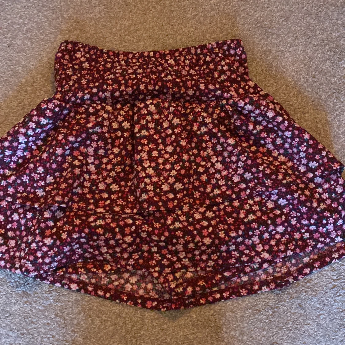 Blommig kjol från Zara