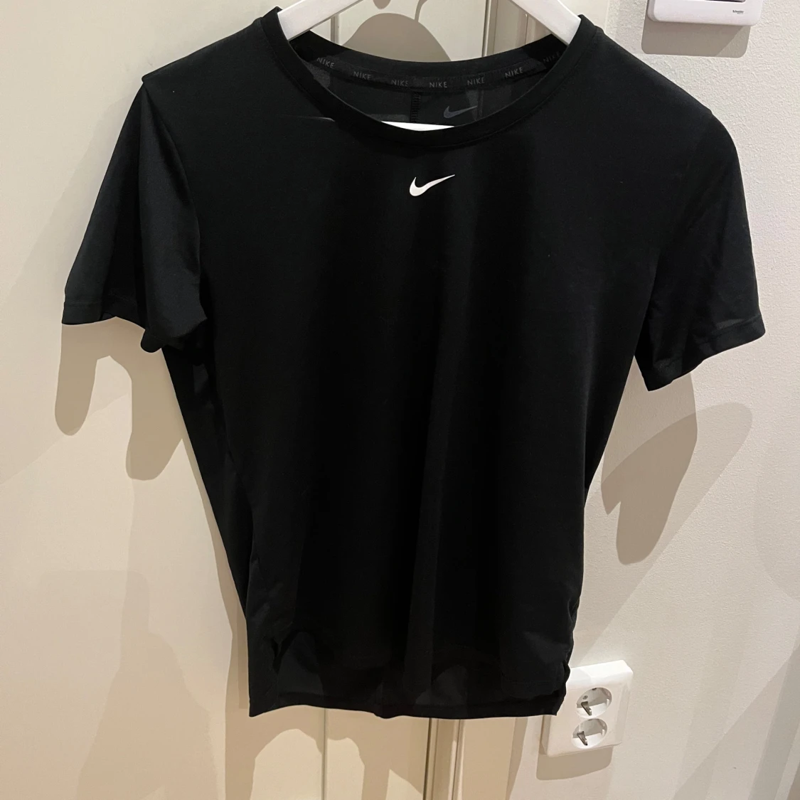 Svart t-shirt från Nike