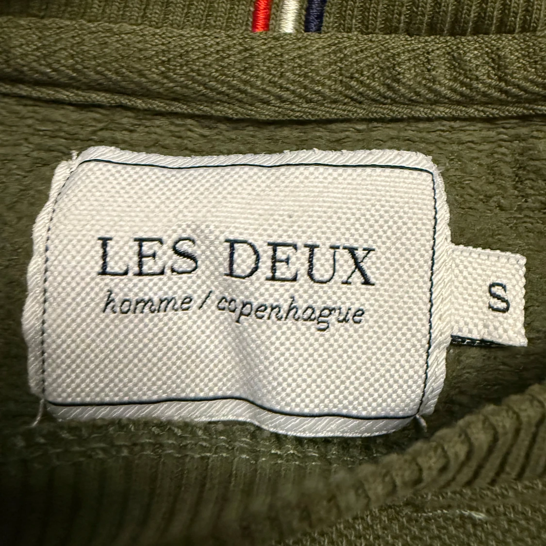 Olivgrön tröja från Les Deux - 92