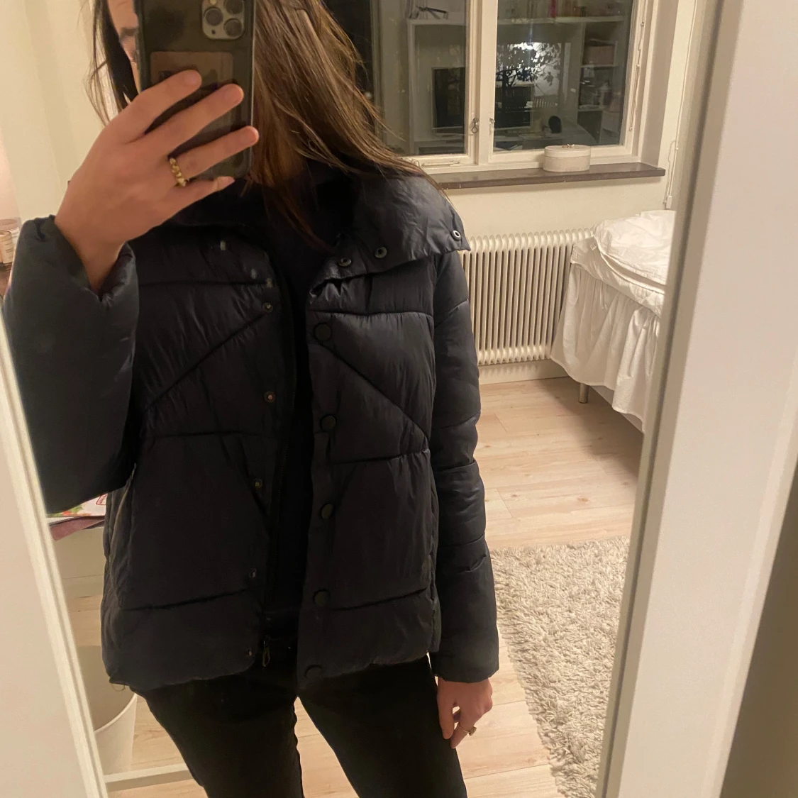 Mörkblå pufferjacka - 90