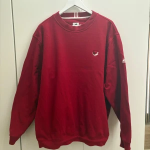 Vintage Addidas sweatshirt  - Vintage Addidas sweatshirt🔴 Storlek XL