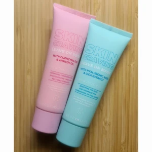 Leave on face mask 2x 40ml Makeupmekka - Två stycken, oöppnade, köpta i början av året har jag för mig. Har två av varje, så vid intresse kan man köpa bara ena sorten.