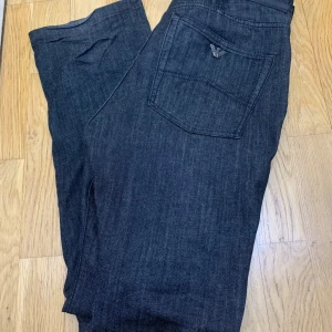 Armani  - Den som ny har inte använda den som mycket  den äkta 