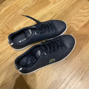 Sneakers - Helt oanvända sneakers från Lacoste