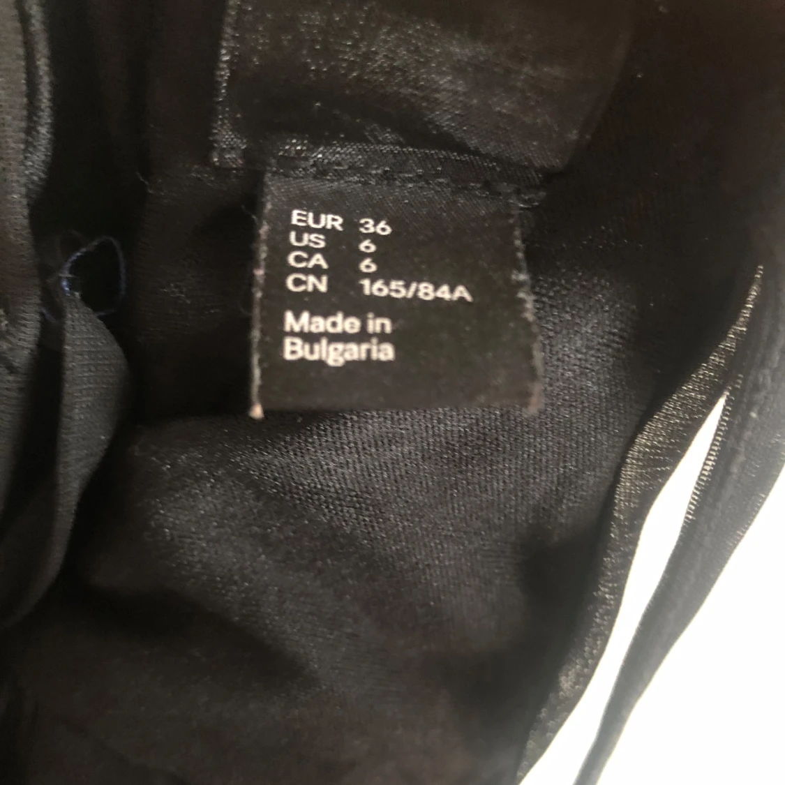 jättesnygg svart klänning - 92