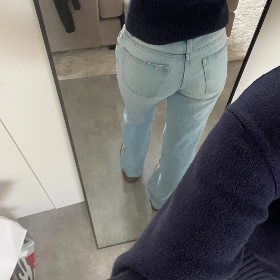 Raka jeans i midwaist  - 90