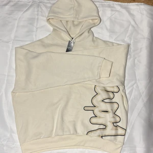 Oversized Boxy Graffiti Print Hoodie  - Helt ny hoodie från BooHoo-Man