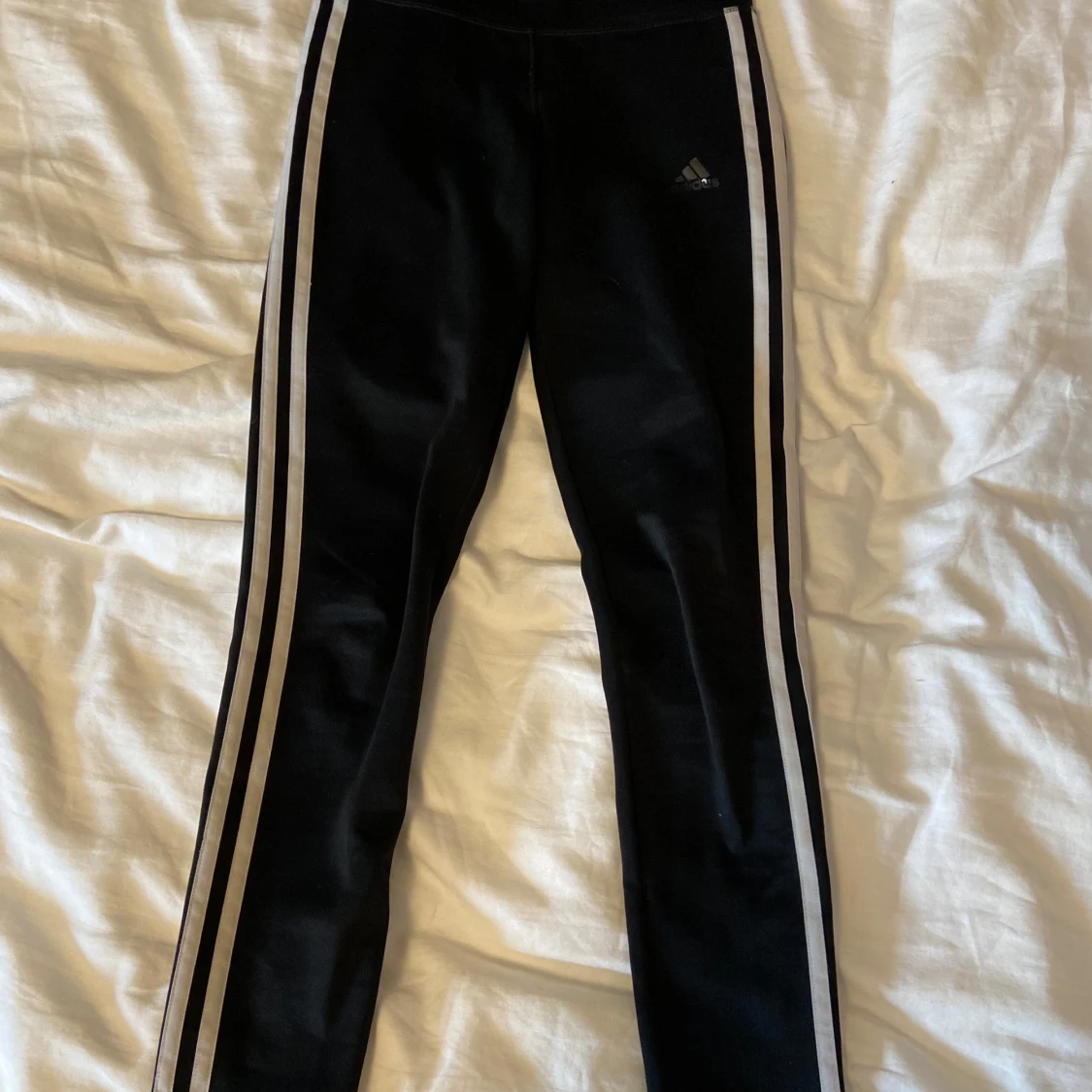 Träningsbyxor adidas  - 90