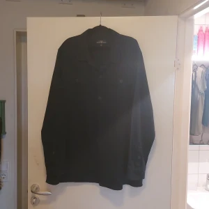 Ny Skjorta Hamton Republic XXL - Helt ny Skjorta Hamton Republic storlek 45/46 XXL Pris 150kr