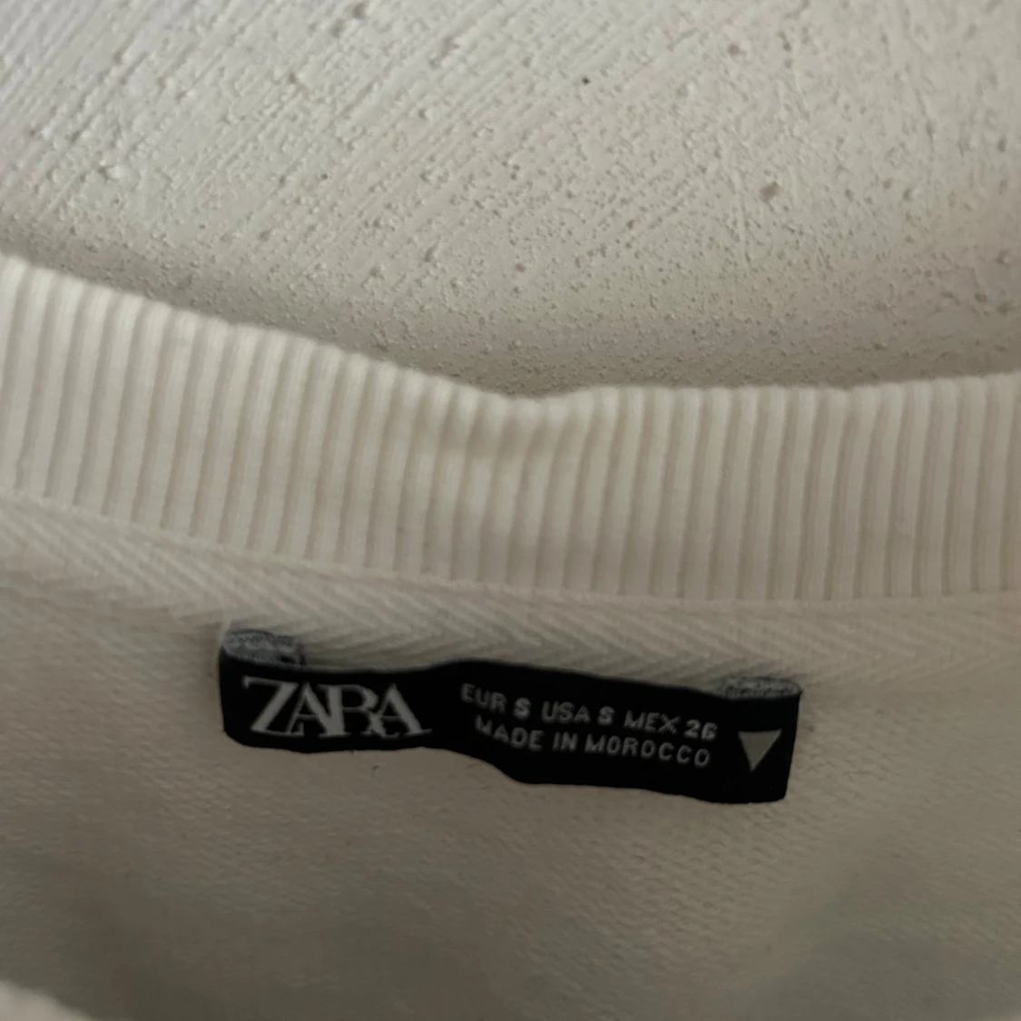 Vit college tröja  - 90