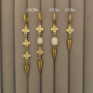 Örhängen  - Frakt 18kr 