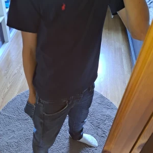 Ralph lauren tröja  - Riktigt snygg Ralph lauren tröja i en populär färg, helt oanvänd och inga defekter, nypris 800-999, kontakta vid funderingar 