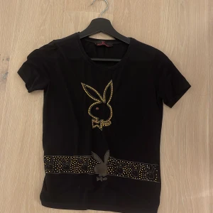 Playboy tröja - Använd 1/2 gånger, bra skick