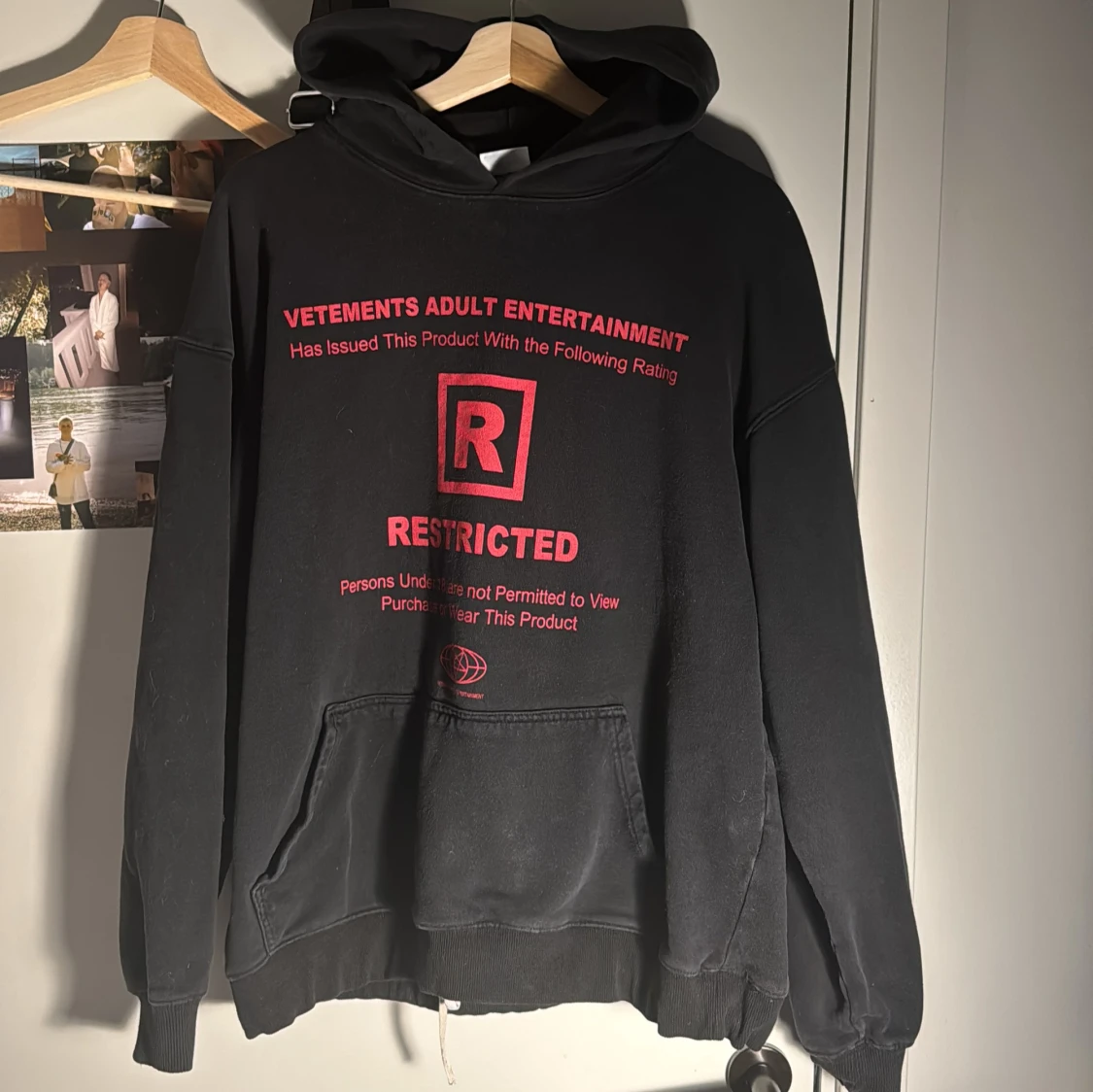VETEMENTS HOODIE