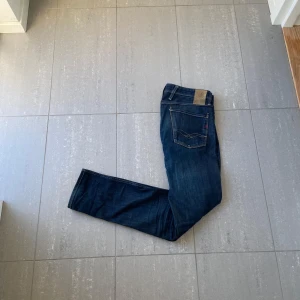 Replay Anbass Jeans  - Säljer nu dessa replay Anbass jeans, skriv för fler bilder/frågor🙌🏼