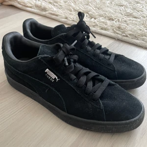Puma skor - ett par schyssta puma sneakers! använda men de mår bra