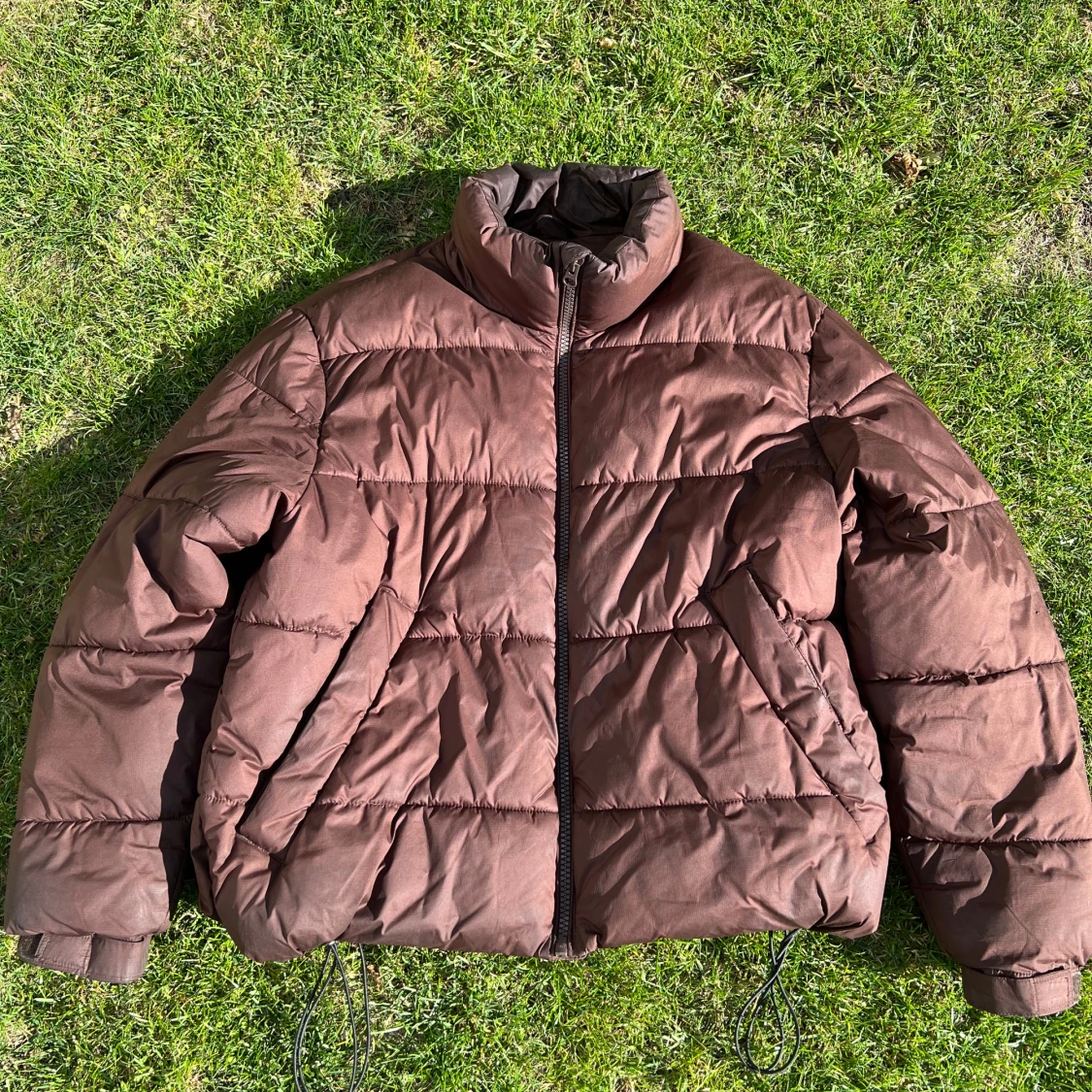 Brun H&M pufferjacka